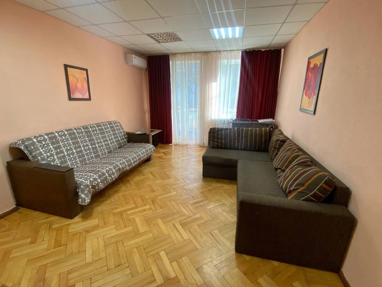 Apartments On Moskovskaja Ντνιπροπετρόφσκ Εξωτερικό φωτογραφία